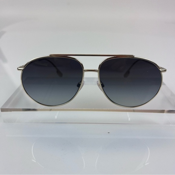 Burberry Gold Aviators with signature color detail on arms - Picture 2 of 6